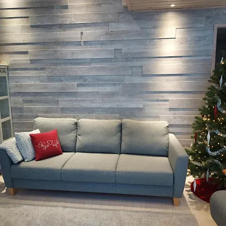 Vila Sirius Sieri, Log-cottage By The