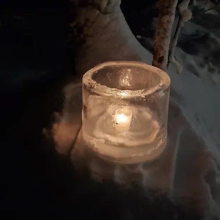 Sirius Sieri, Log-cottage By The