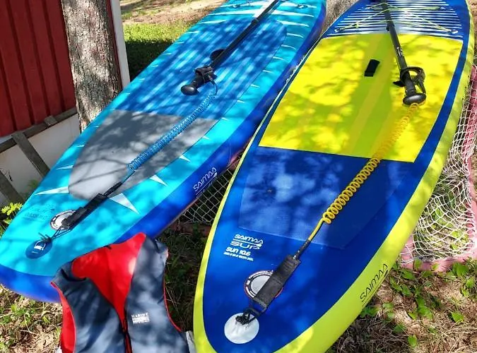 Sirius Sieri, Log-cottage By The Villa