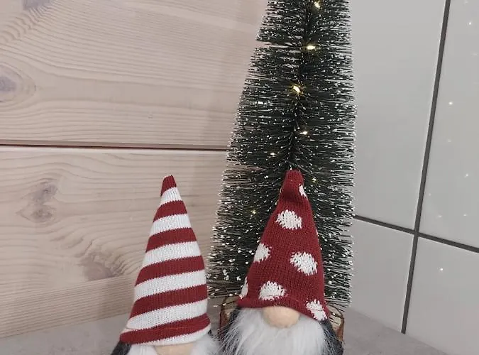 Sirius Sieri, Log-cottage By The Villa *