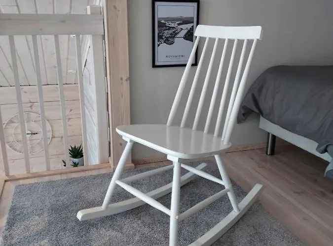 Sirius Sieri, Log-cottage By The